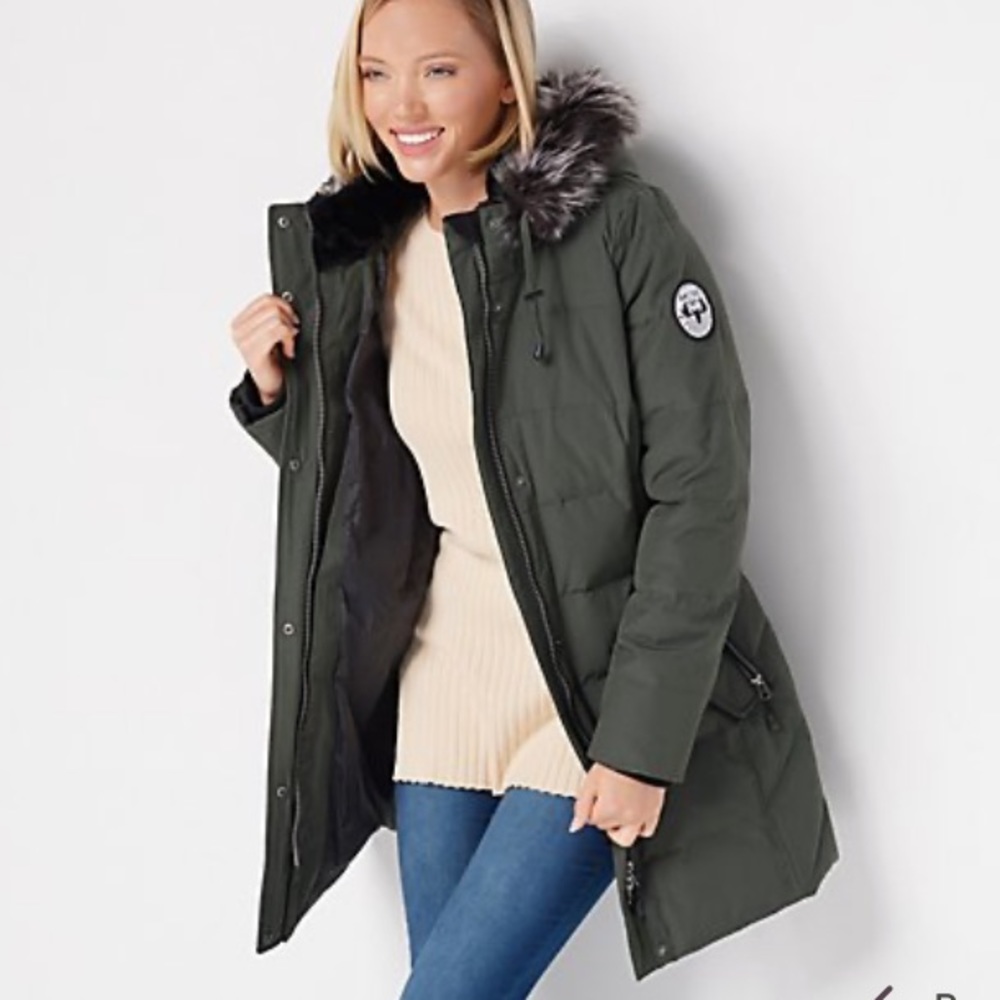 NWT Arctic Expedition Quilted Downs Coat